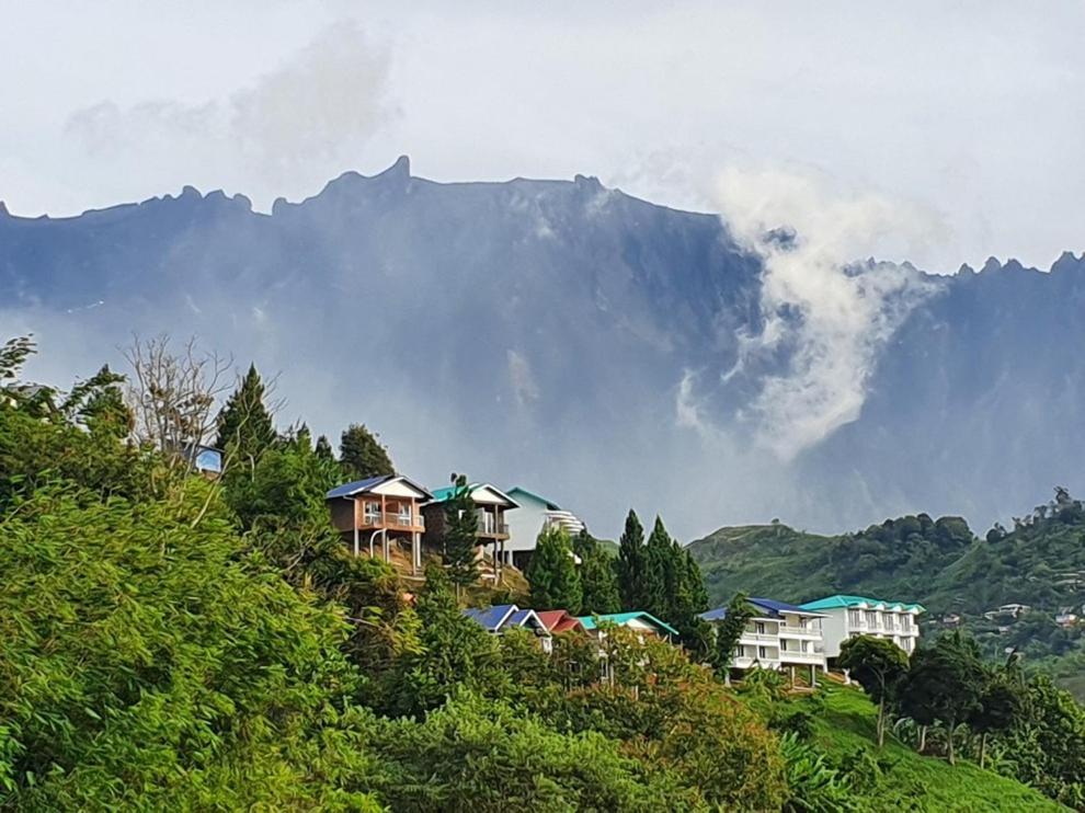 The Cloud Kinabalu- Chalet ราเนา ภายนอก รูปภาพ