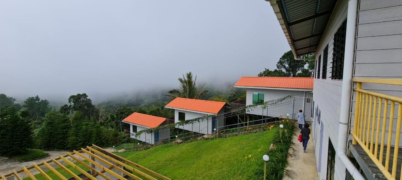 The Cloud Kinabalu- Chalet ราเนา ภายนอก รูปภาพ